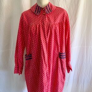 Vintage Red Polka Dot Housecoat / Prairie Hostess Robe 70s folk